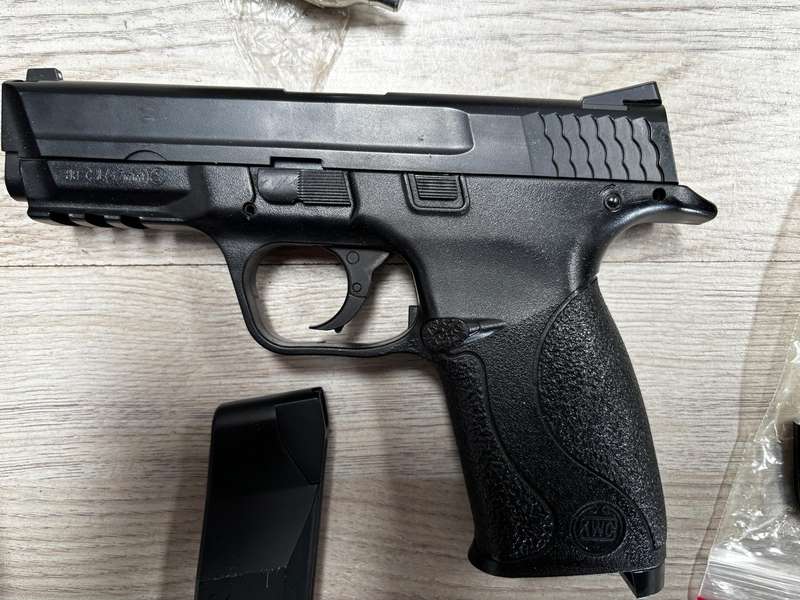 KWC CO2 Pistol