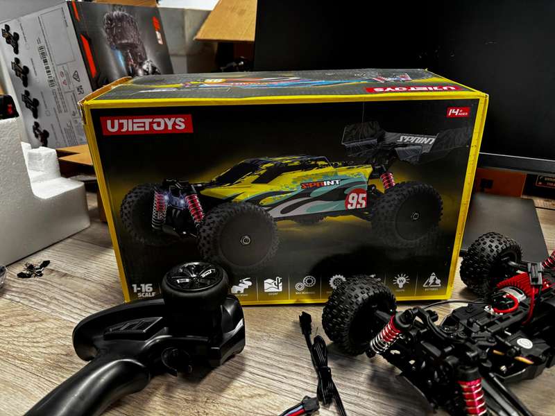 RC buggy 2.4Ghz