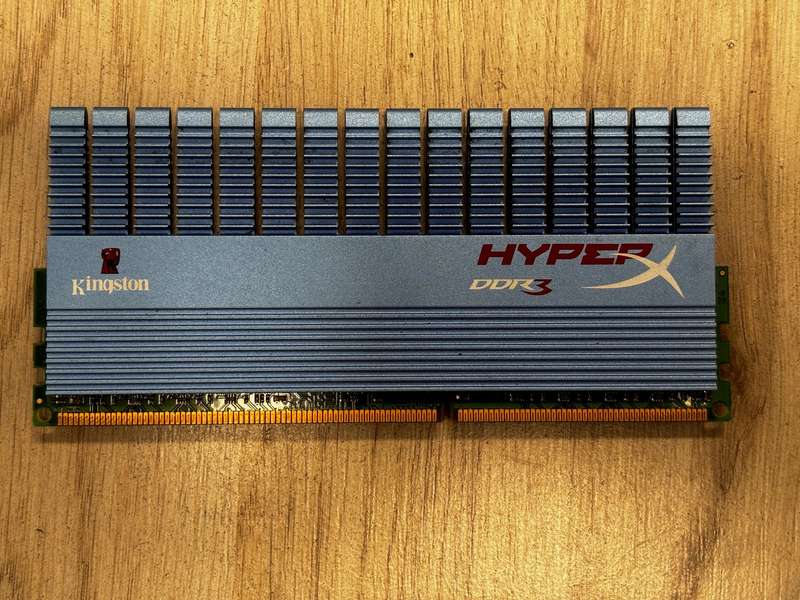 RAM - 4GB Kingston