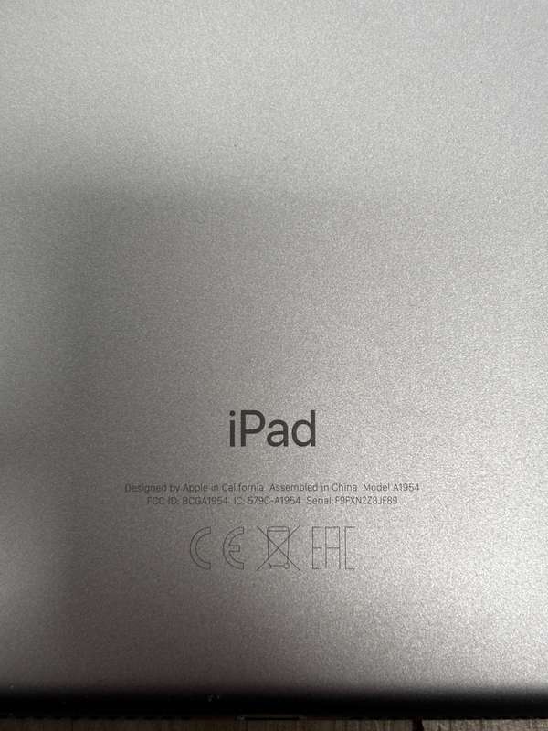 iPad 6th Gen - 128GB