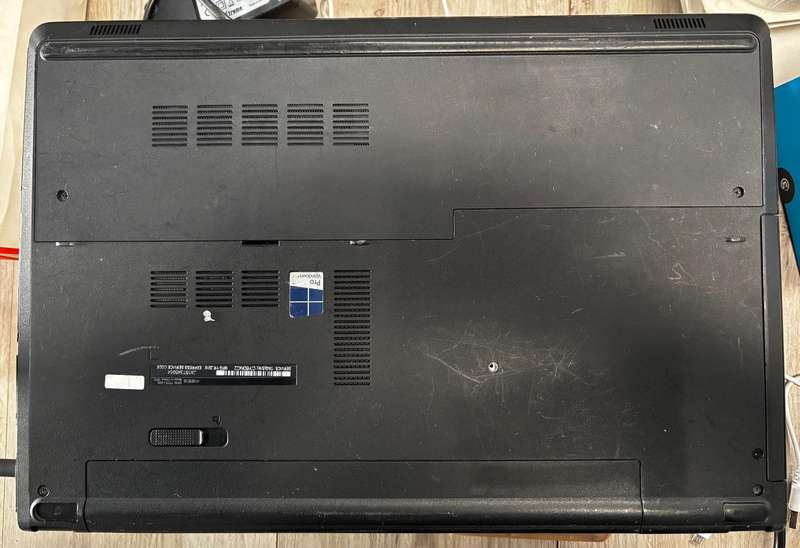 Dell Inspiron Laptop - NEEDS WORK