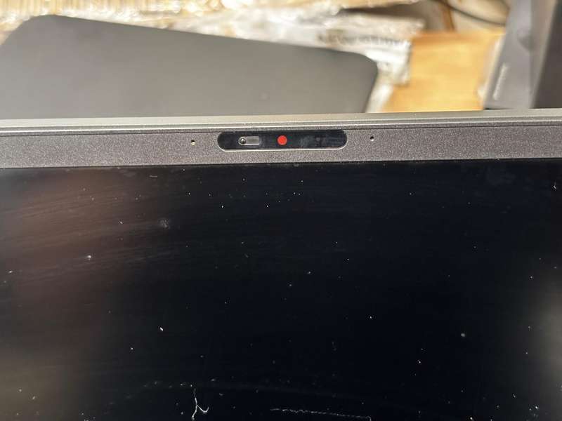 Dell 7400 Laptop