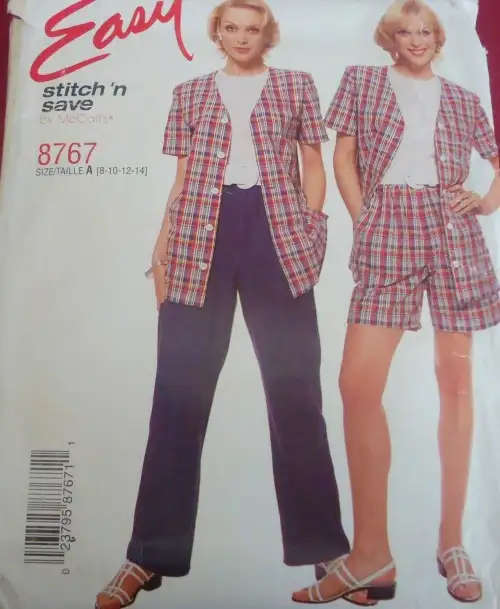 McCALL`S 8767 TOP--PULL ON PANTS-SHORTS SIZE A 8 - 10 - 12 +14 - COMPLETE SEWING PATTERN