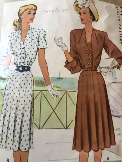 *RARE FIND* PATTERN MCCALL`S 6931 (VERY VINTAGE)(COMPLETE) - UNUSUAL DRESSES SIZE 16  SEWING PATTERN