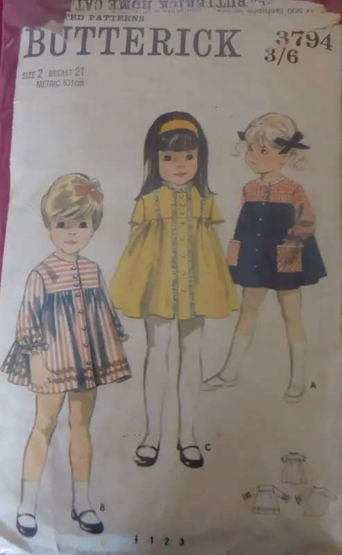VINTAGE BUTTERICK 3794 TODDLERS ONE PIECE DRESS SIZE 2 YRS BREAST 21` COMPLETE--  SEWING PATTERN