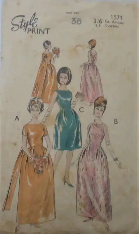 *RARE* STYLE 1571 -FULL OR SHORT BRIDESMAID OR EVENING DRESS-BELL SHAPE  SIZE 36"  SEWING PATTERN