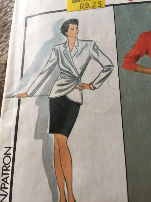 PATTERN STYLE 1299 (MICHAEL KORS, COMPLETE) - JACKET&SKIRT (SIZE 14) SEWING PATTERN