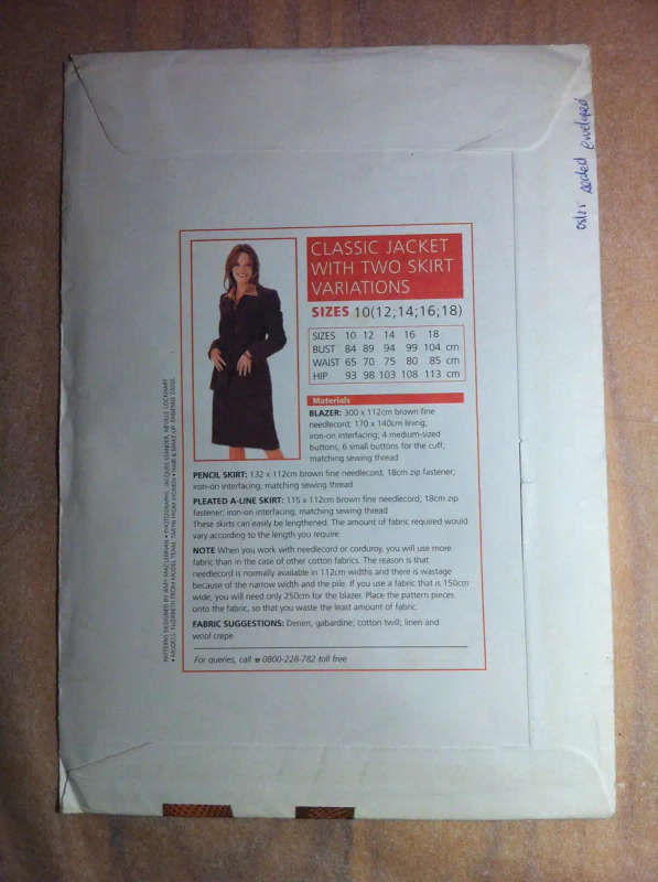 Value classics Classic Jacket with two Skirt variations Size 10 - 18 Complete  SEWING PATTERN