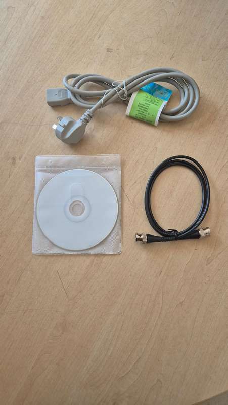 Suing SS7200A Digital Universal Frequency Counter 8 Digits/s Benchtop Frequency Counter