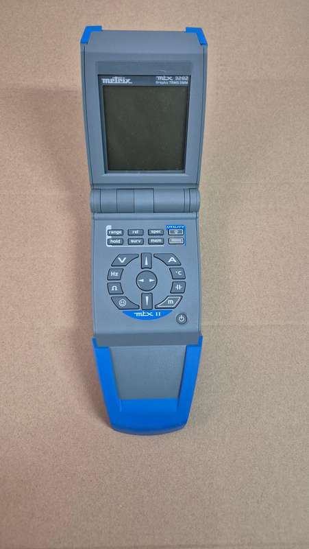 Metrix MTX 3282B Handheld LCD Digital Multimeter, True RMS, 20A ac Max, 20A dc Max, 1000V ac Max