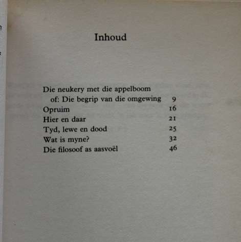 Die neukery met die appelboom deur Marthinus Versfeld
