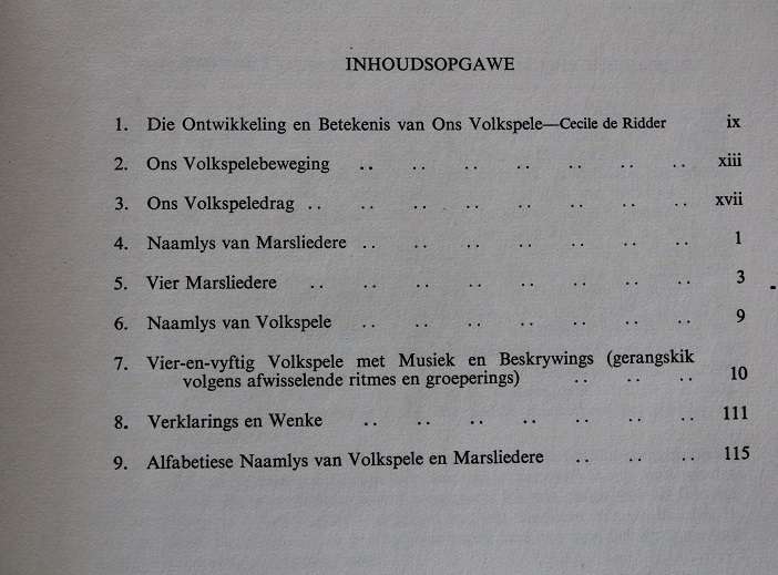 Ons eie Volkspele uitgegee deur die Uniale Raad vir volksang en volkspele.