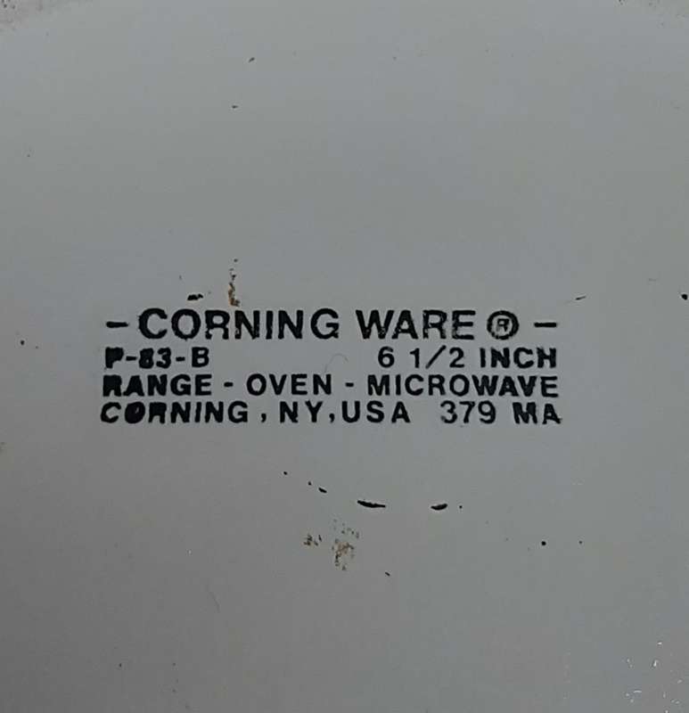 Corningware Pyrex pan P-83-B U.S.A vintage