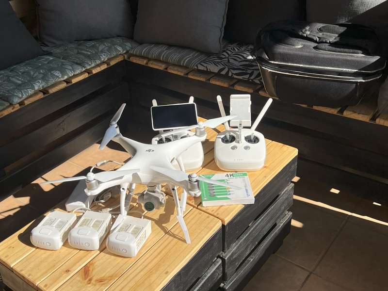 DJI Phantom 4pro+(remote with screen) drone bundle