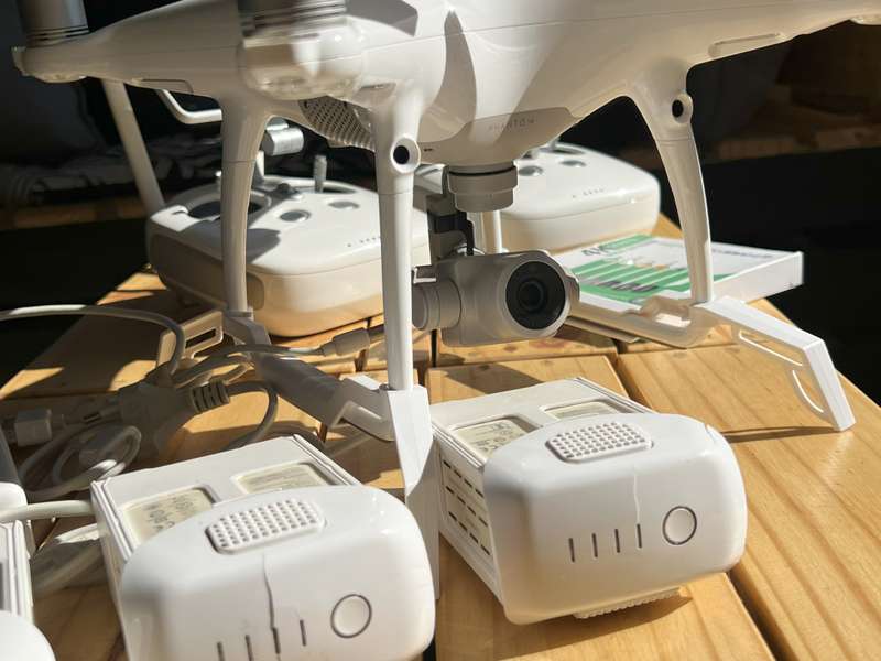 DJI Phantom 4pro+(remote with screen) drone bundle