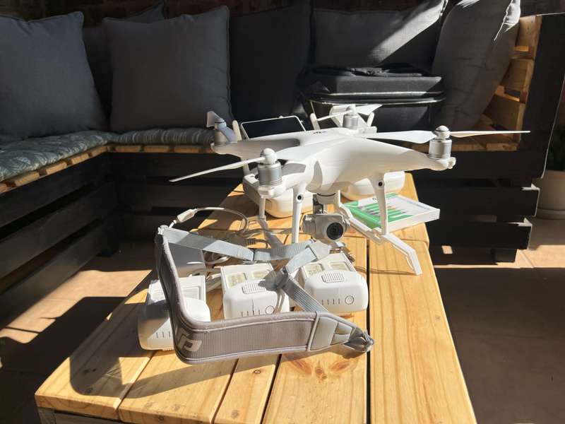 DJI Phantom 4pro+(remote with screen) drone bundle