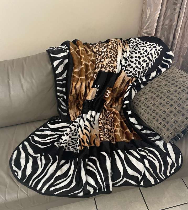 Soft Mink Blanket Throw 160x150cm Made in SA