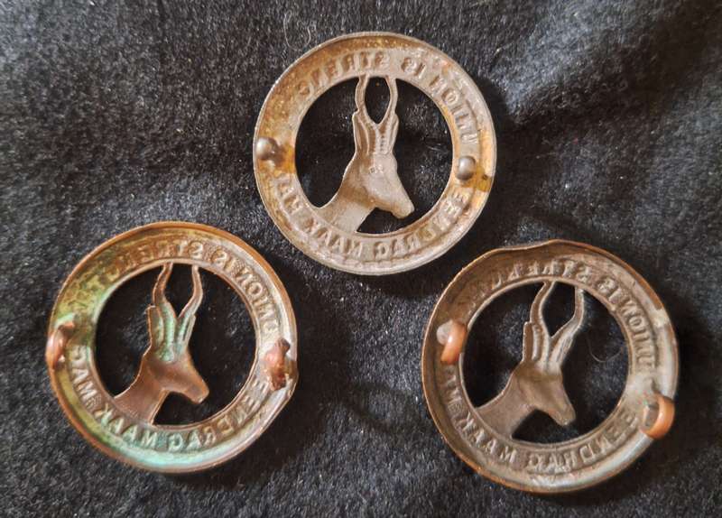 WW2 SA INFANTRY CAP BADGE LOT - LUGS INTACT