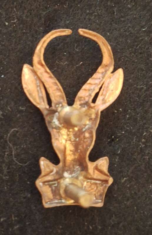 SADF- GILDING INFANTRY BERET BADGE - SCREWS INTACT