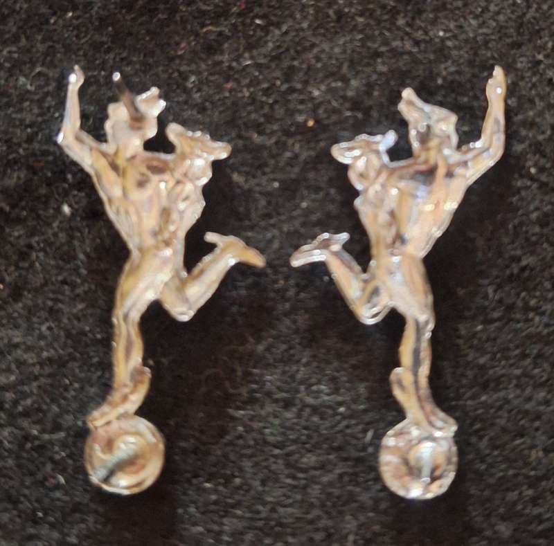 SADF FULL SIZE SIGNALS CORPS COLLAR BADGES - PINS  INTACT