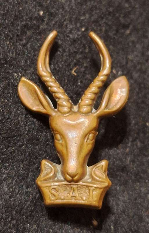 SADF- GILDING INFANTRY BERET BADGE - LUGS INTACT