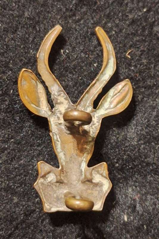 SADF- GILDING INFANTRY BERET BADGE - LUGS INTACT