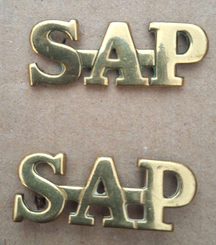 VINTAGE PRE 1994 LAW ENFORCEMENT SHOULDER TITLES - LUGS INTACT