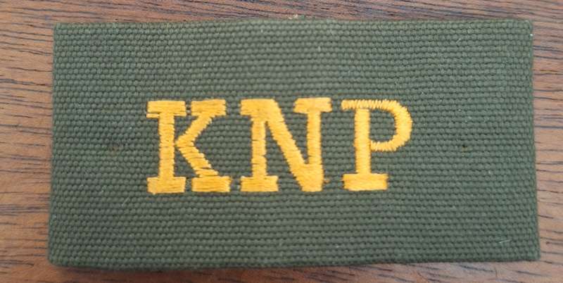 UNKNOWN SLIP ON CLOTH SHOULDER TITLE (SINGLE)
