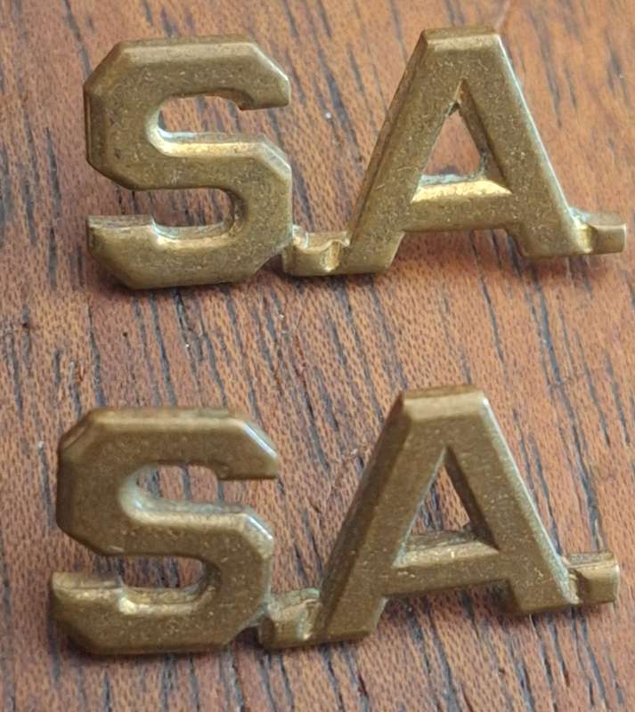 SADF - SA TITLE BADGES PAIR - PINS INTACT