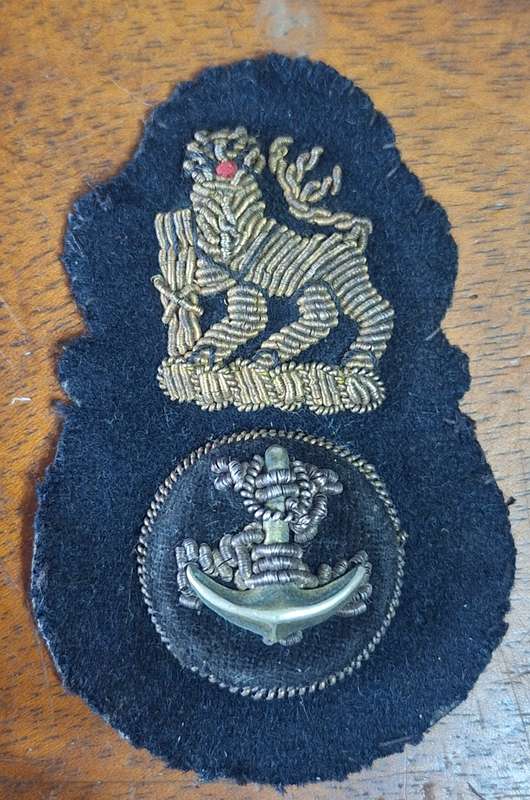 SA NAVY (PRE 1994) OTHER RANKS CAP BADGE - BULLION WIRE