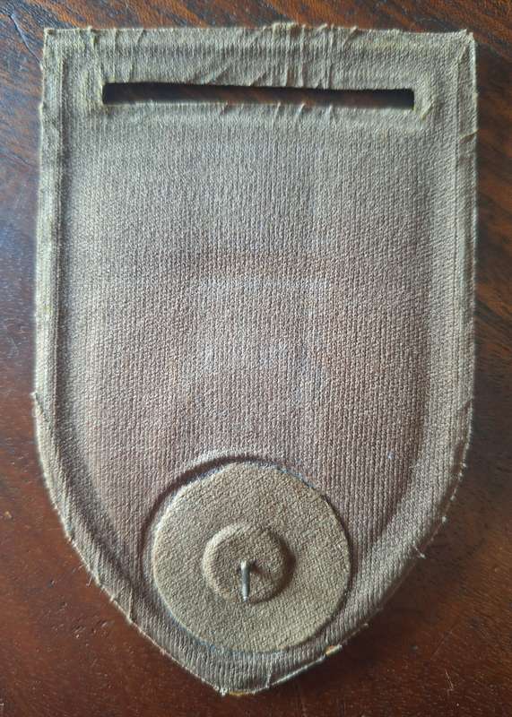 SADF REGT. DE WET SHOULDER FLASH - PIN INTACT