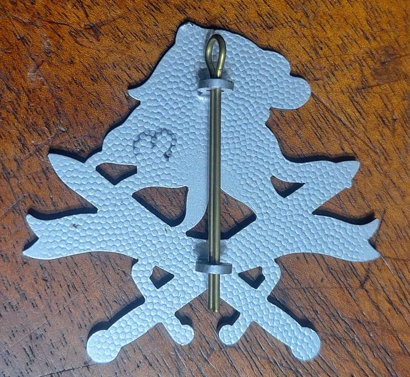 CAMEROON - ARMY CAP BADGE