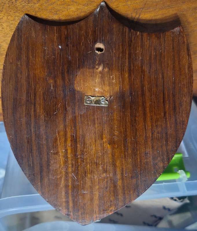 SADF - STAFF COLLEGE PLAQUE (METAL ON WOOD)