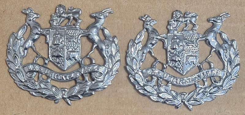 SADF - WO1 STEPOUT DRESS RANK BADGE PAIR - PINS INTACT.
