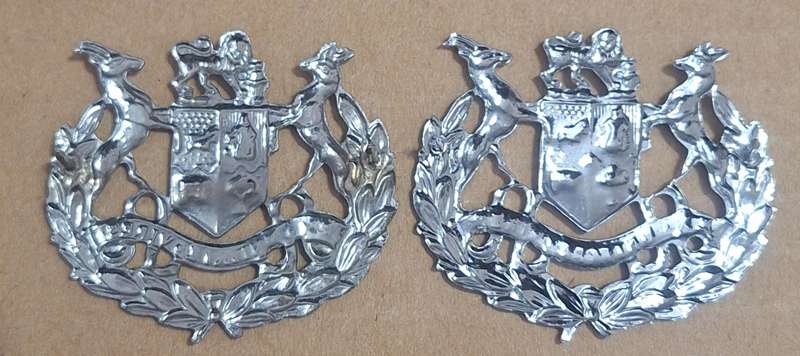 SADF - WO1 STEPOUT DRESS RANK BADGE PAIR - PINS INTACT.