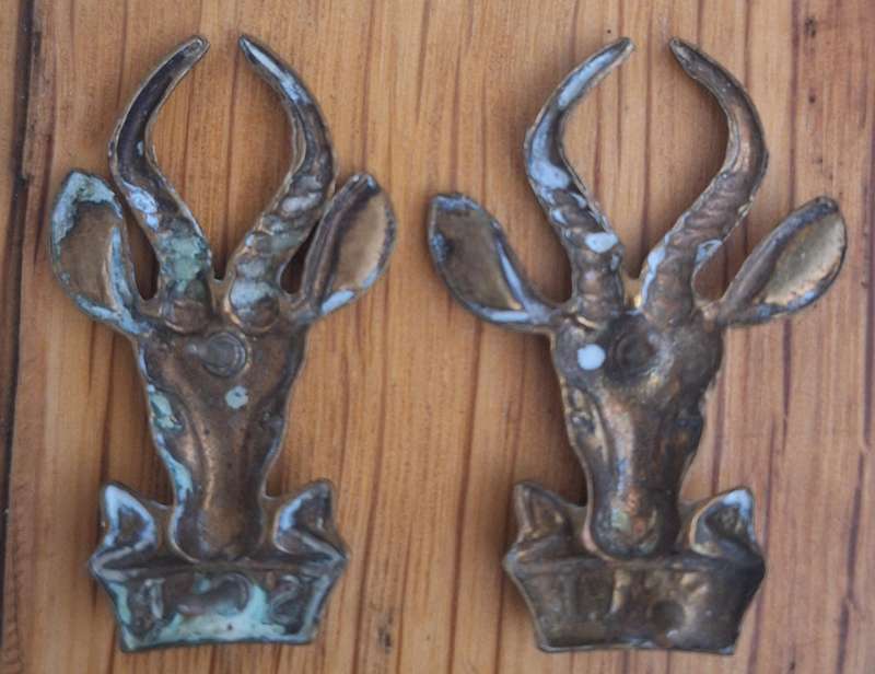 SADF - GILDING INFANTRY COLLAR BADGES - PINS INTACT