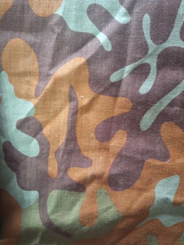 ROMANIA MILITARY CAMO SHIRT - 54 cm ARMPIT TO ARMPIT - UNWORN