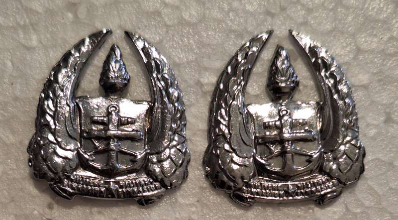 SADF - ARMY GYMNASIUM COLLAR BADGE PAIR - PINS INTACT