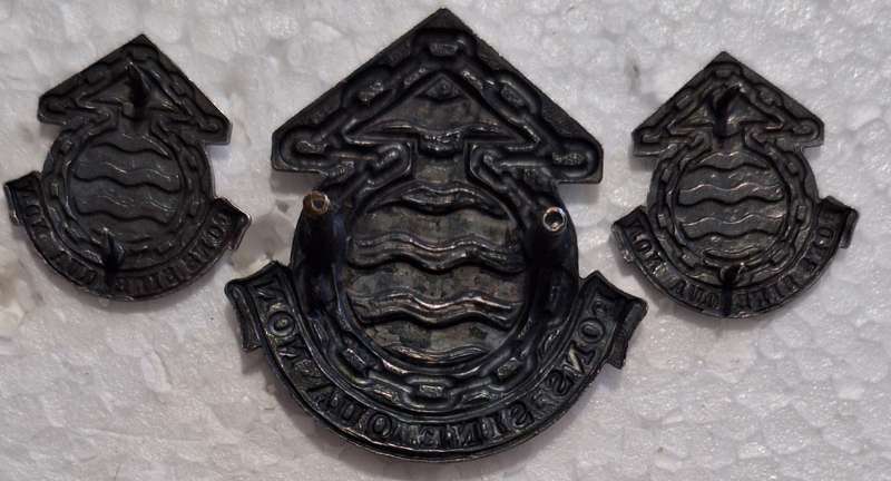 SADF - ORDNANCE SERVICES CAP AND COLLAR BADGES SET - SCREWS AND PINS INTACT