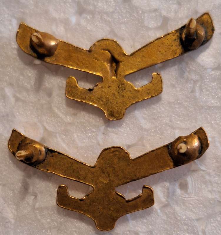 SAAF - GILDING (MESS DRESS) COLLAR BADGES - PINS INTACT