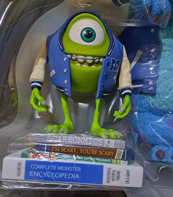 Hot Toys - Monsters Inc / University - Deluxe Set - Mike, Sully and Archie Figure
