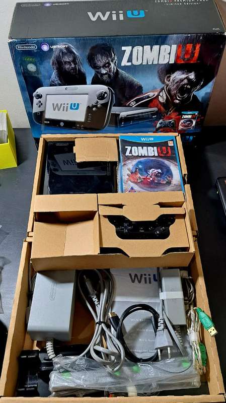 Nintendo Wii U - Zombi U Premium Game Pack, Limited Edition, Complete! Plays Wii & WiiU