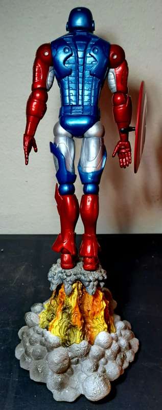 Marvel Select - "What if Captain America...?" 30cm
