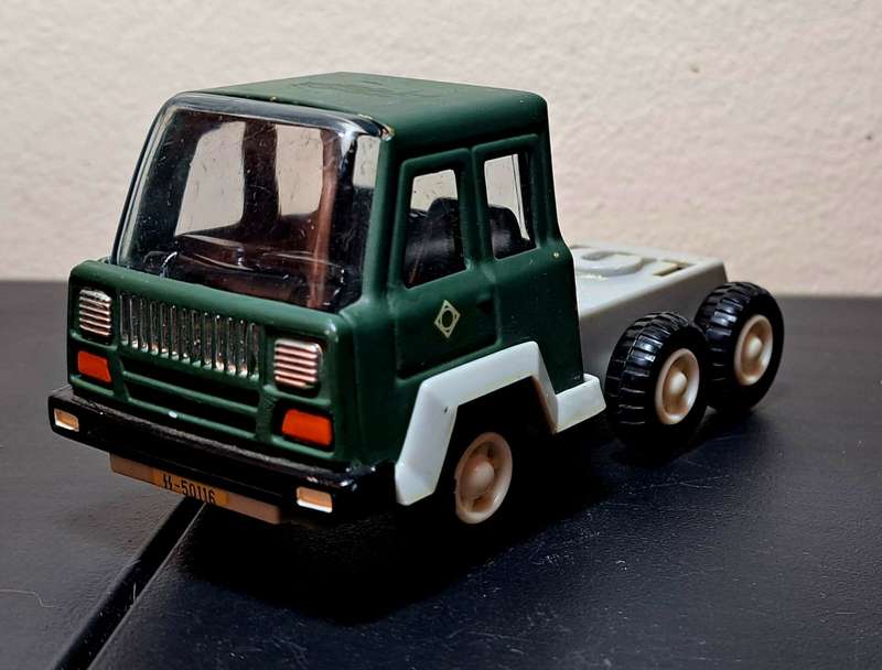 6 x Original Vintage 1970s KY Toys Tin Army Vehicles Bundle Approx. 1:32 Scale