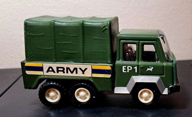 6 x Original Vintage 1970s KY Toys Tin Army Vehicles Bundle Approx. 1:32 Scale