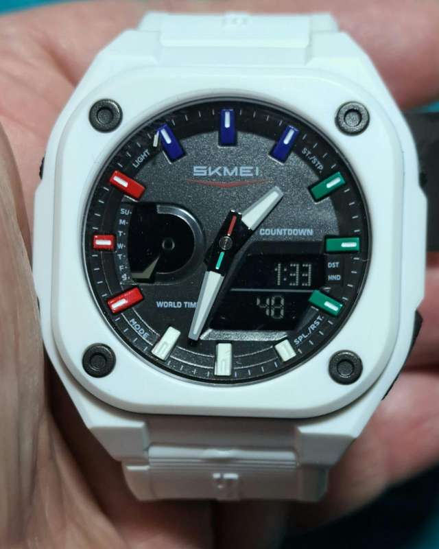 Gorgeous Brand New SKMEI Unisex Dig/Analog Watch Model 2328