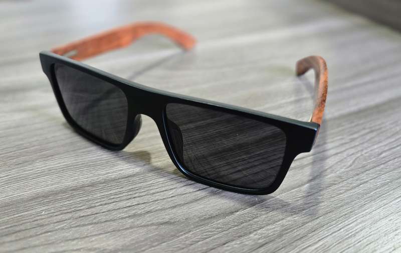 Dubery High Quality Polarized Sunglasses Black - Wooden