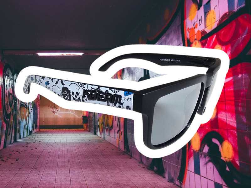 Kdeam High Quality Polarized Classic Square Sunglasses -  Skull Graffitti - Silver Mirror Lenses
