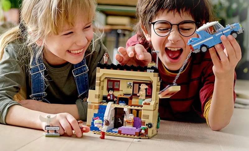 LEGO® Harry Potter - 4 Privet Drive (75968)