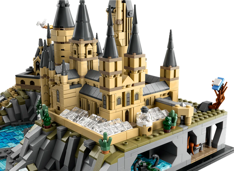 LEGO® Harry Potter - Hogwarts Castle and Grounds (76419)